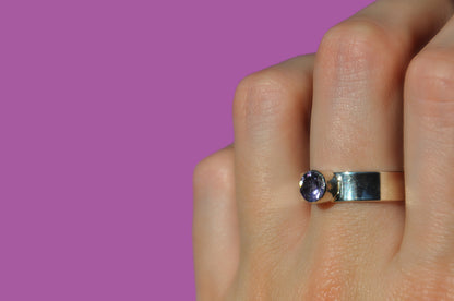 Amethyst Tube Set Ring