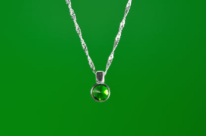 Chrome Diopside Solitaire Pendant