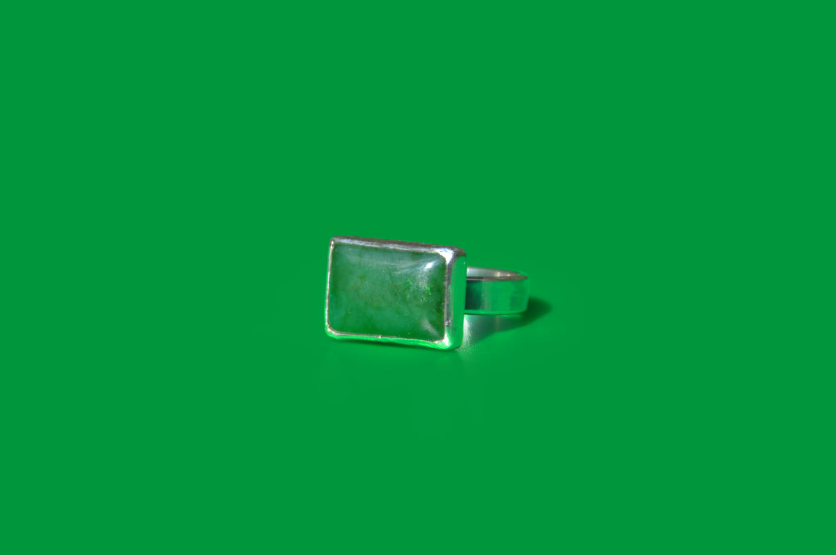 Nephrite Jade Horizontal Ring