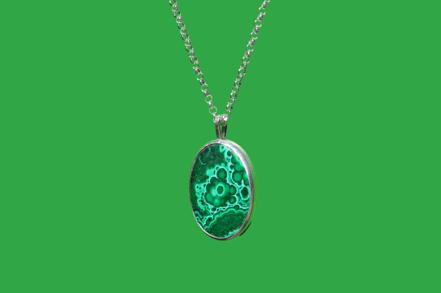 Malachite Oval Pendant Necklace